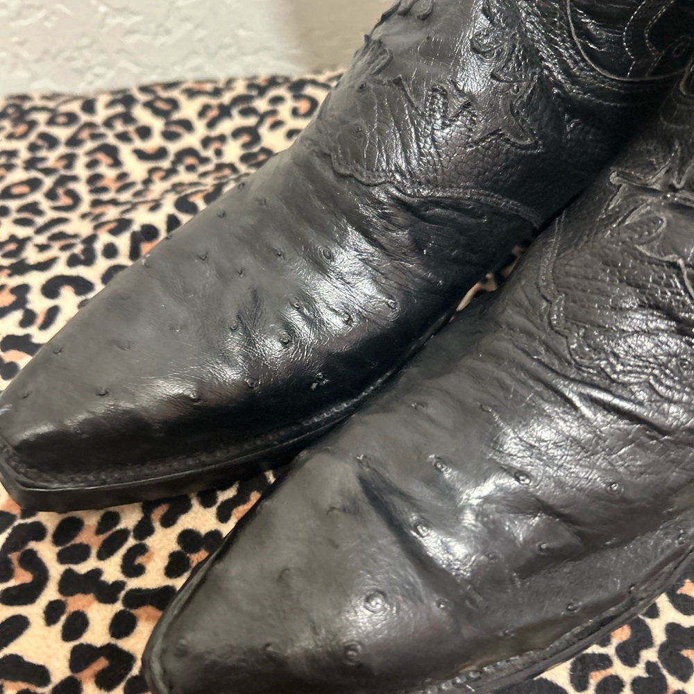Gorgeous Lucchese  Ostrich leather and embroidered boots  size 81/2 unworn - Picture 9 of 15